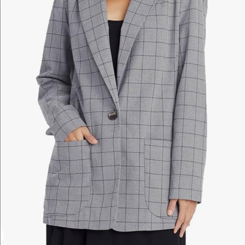 Grey blazer